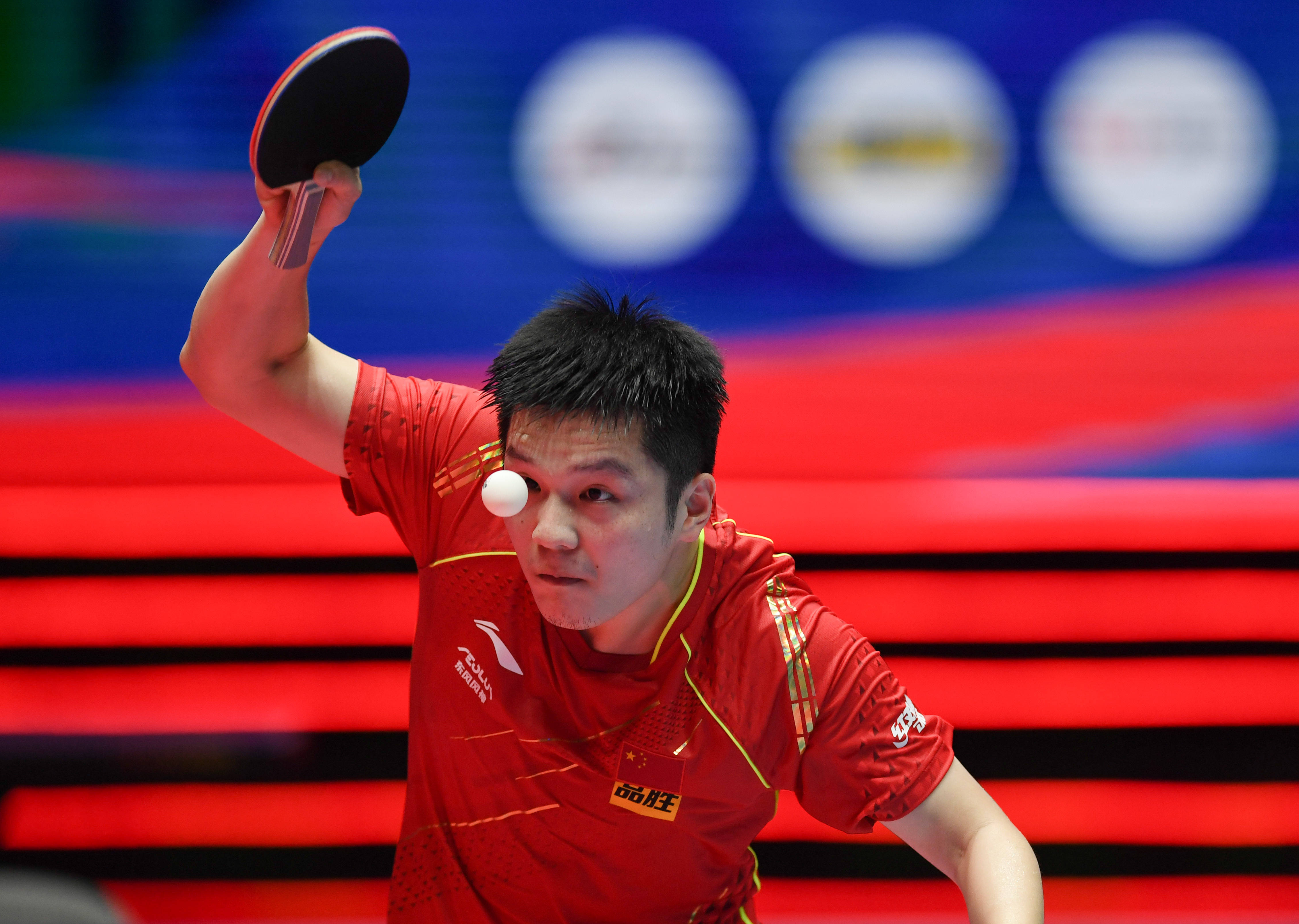 是既现实又 是既现实又