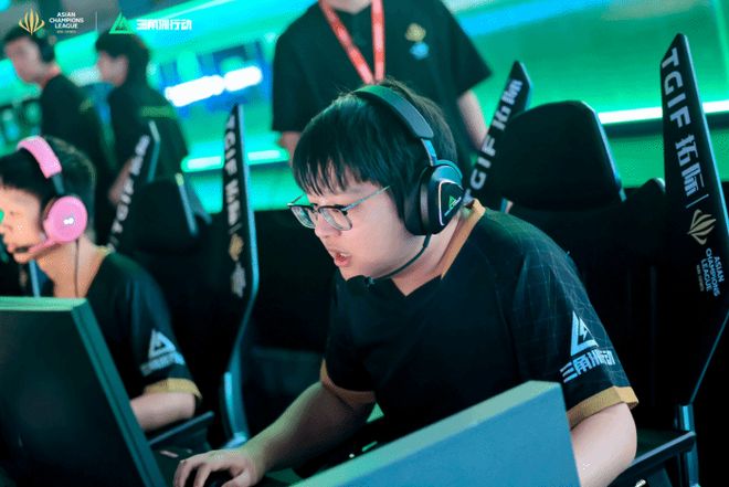 摔跤新星的 摔跤新星的