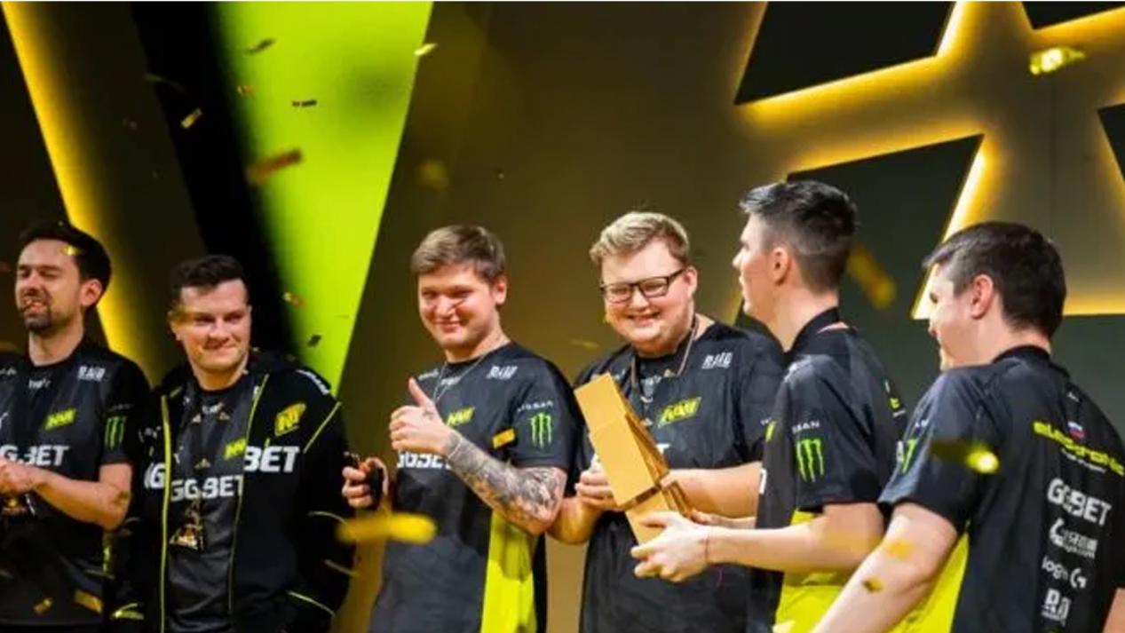 维斯塔潘与 维斯塔潘与