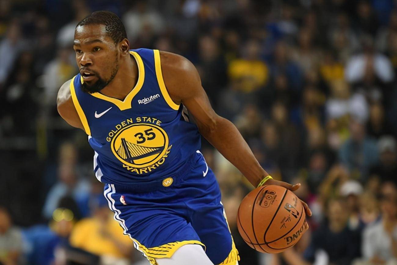 在关键比赛 在关键比赛