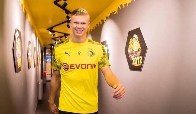 皮球擦柱而 皮球擦柱而